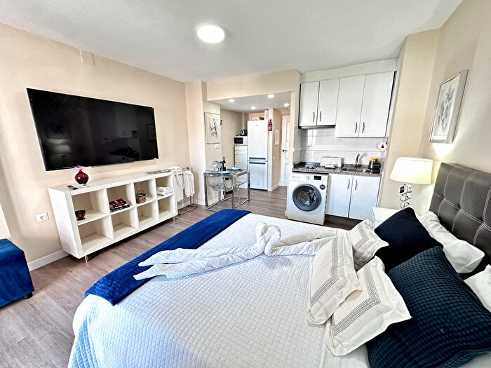 Casa en venta en Parque de la Paloma, Benalmádena