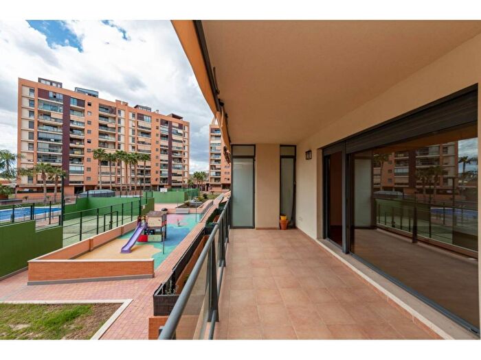 Piso en alquiler en Comunitat Valenciana, Alicante de 3 habitaciones