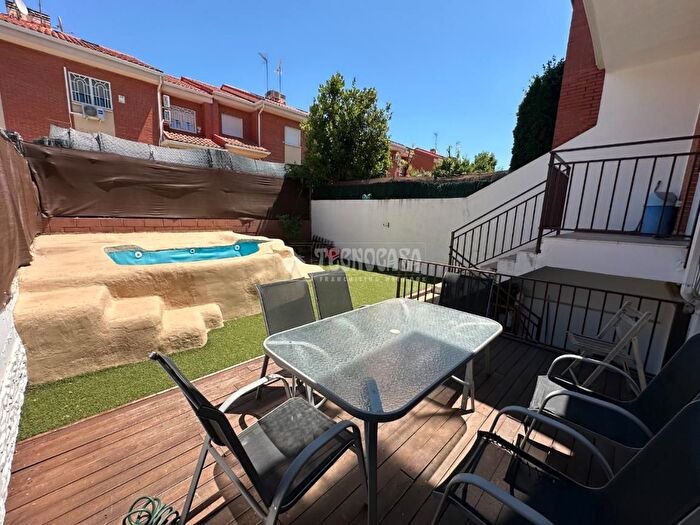 Casas en venta y pisos alquiler - 2