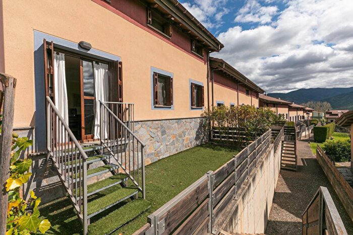 Casa en venta en Sabiñánigo Centro Aurín, Sabiñánigo de 5 habitaciones