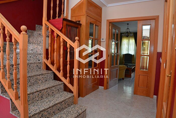 Casas en venta y pisos alquiler - 2