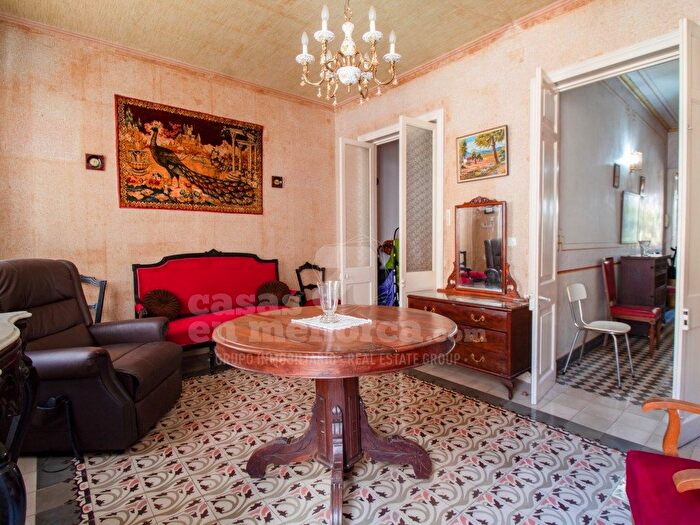 Casas en venta y pisos alquiler - 3