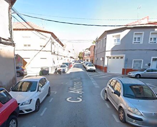 Casas en venta y pisos alquiler - 2
