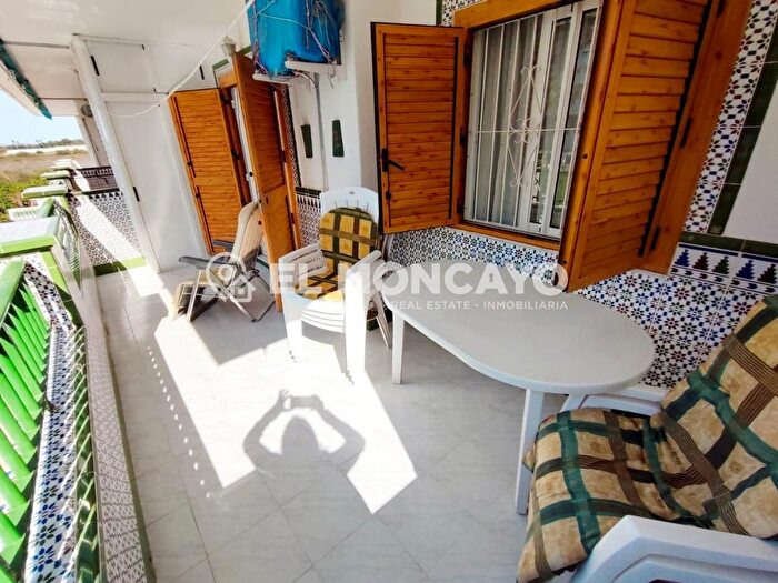 Casas en venta y pisos alquiler - 3