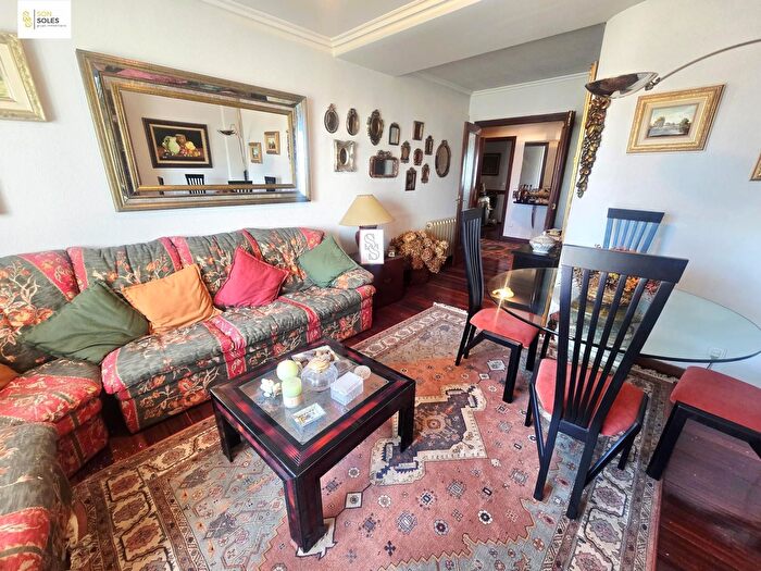 Casas en venta y pisos alquiler - 3