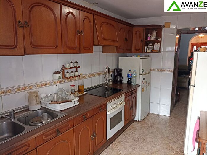 Casas en venta y pisos alquiler - 2
