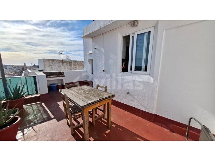 Casas en venta y pisos alquiler - 2