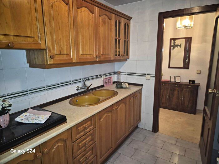 Casas en venta y pisos alquiler - 2