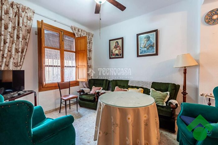Casas en venta y pisos alquiler - 3