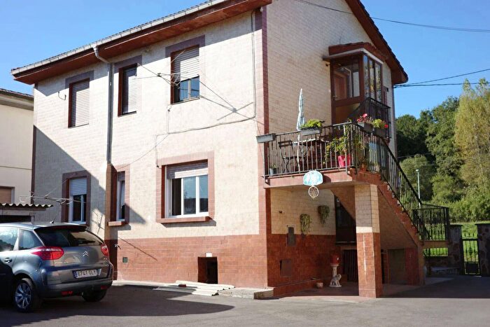 Casas en venta y pisos alquiler - 1