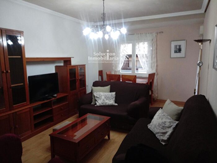 Casas en venta y pisos alquiler - 1
