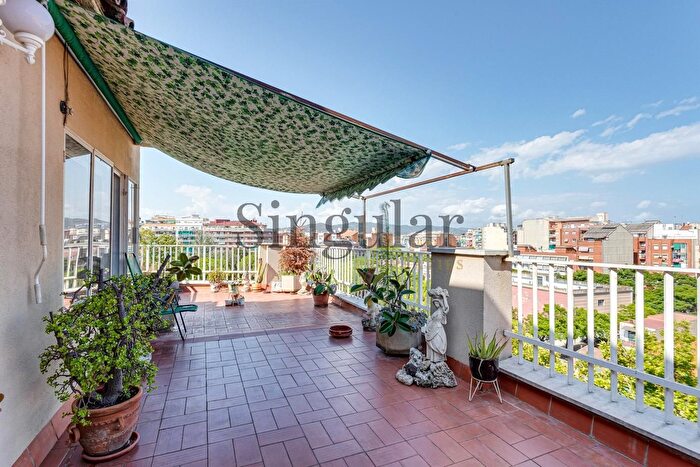 Piso en venta en Sant Andreu, La Sagrera de 4 habitaciones