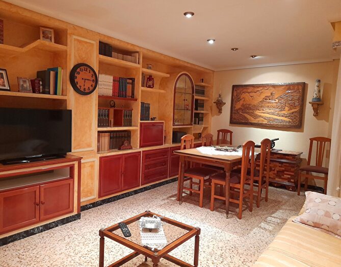 Casas en venta y pisos alquiler - 2