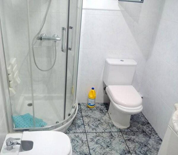 Casas en venta y pisos alquiler - 2