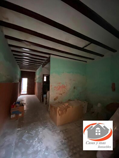 Casas en venta y pisos alquiler - 1