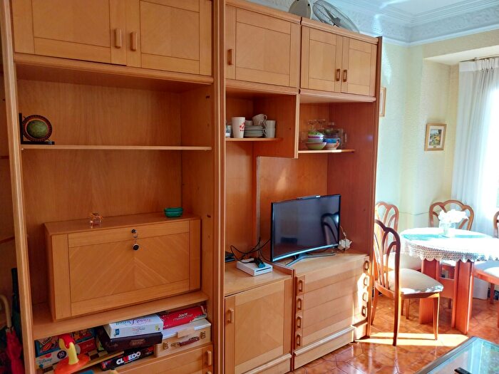 Casas en venta y pisos alquiler - 1
