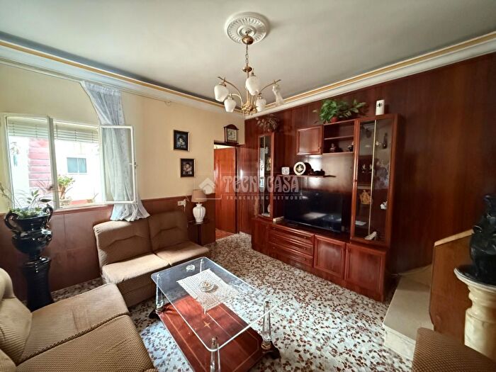 Casas en venta y pisos alquiler - 3
