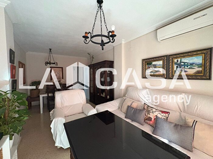 Casas en venta y pisos alquiler - 2