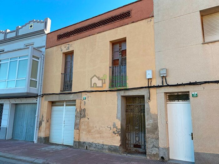 Casas en venta y pisos alquiler - 1