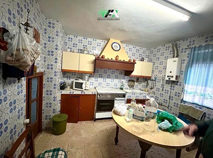 Casas en venta y pisos alquiler - 3