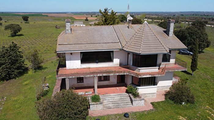 Casa en venta en Topas, Salamanca de 7 habitaciones