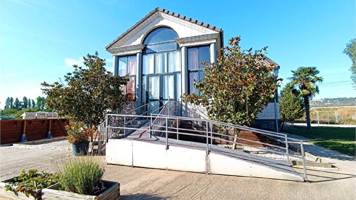 Casa en venta en Castilla y León, Palencia de 4 habitaciones