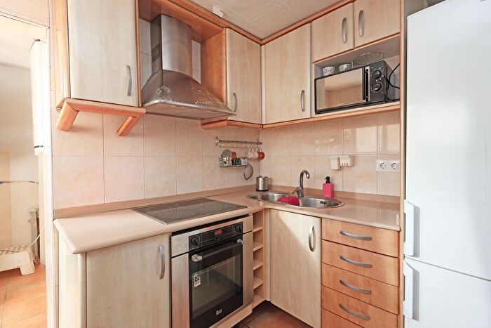 Casas en venta y pisos alquiler - 2