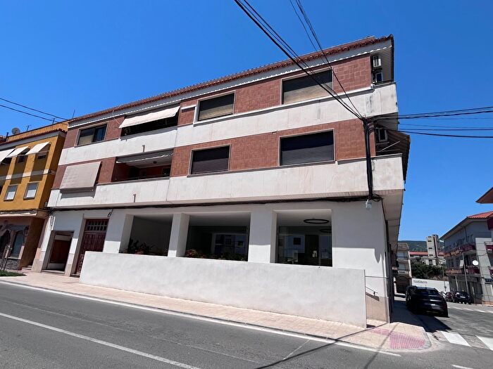 Piso en venta en Mogente Moixent, Valencia de 4 habitaciones