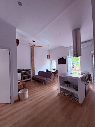 Casa en venta en Benicalap, Barrio de Benicalap de 2 habitaciones