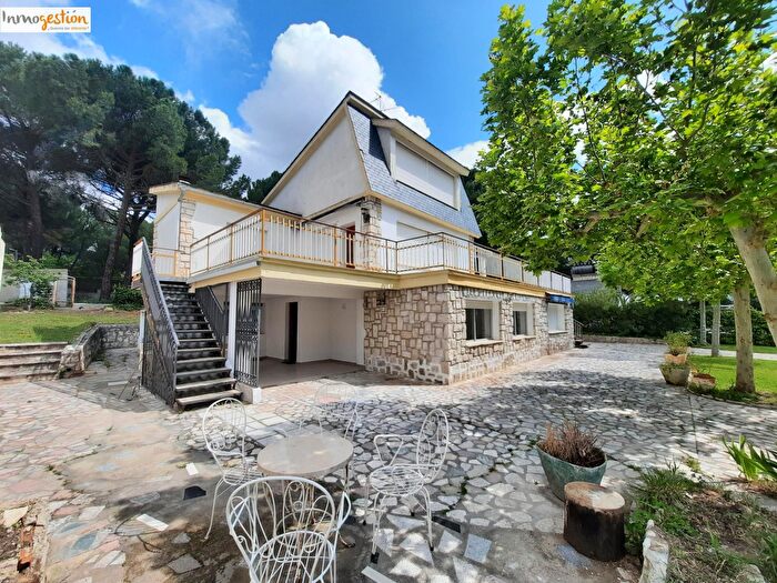 Casa en venta en Tudela de Duero, Valladolid de 8 habitaciones