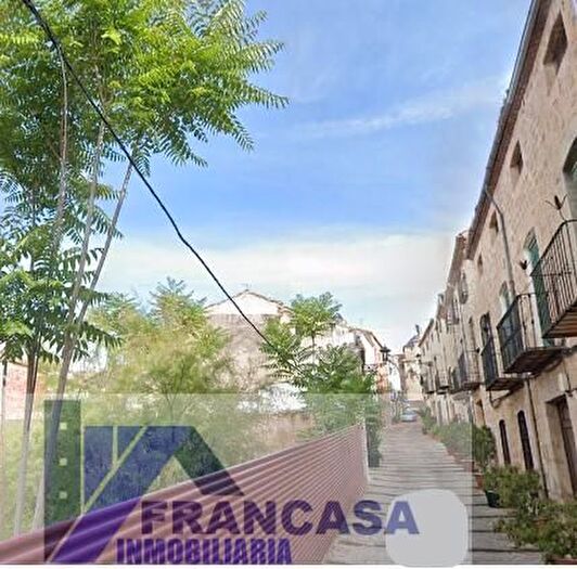 Casa en venta en Castellar, Jaén de 3 habitaciones