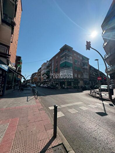 Casas en venta y pisos alquiler - 1