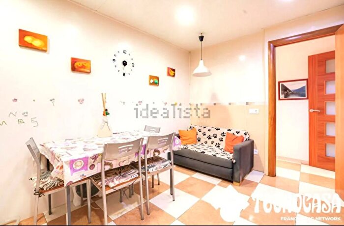 Casas en venta y pisos alquiler - 2