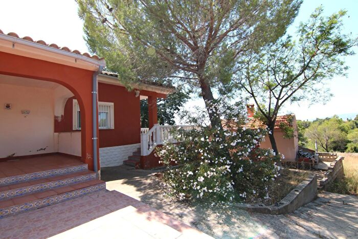 Casa en venta en Montserrat, Valencia de 4 habitaciones