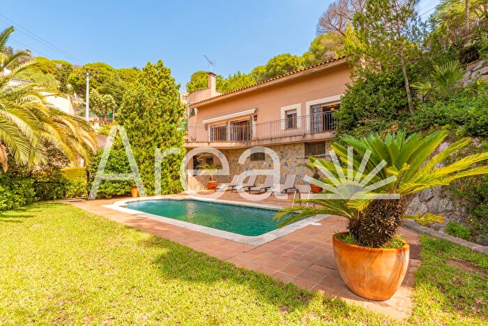 Casa en venta en Urbanitzacions, Mataró de 7 habitaciones
