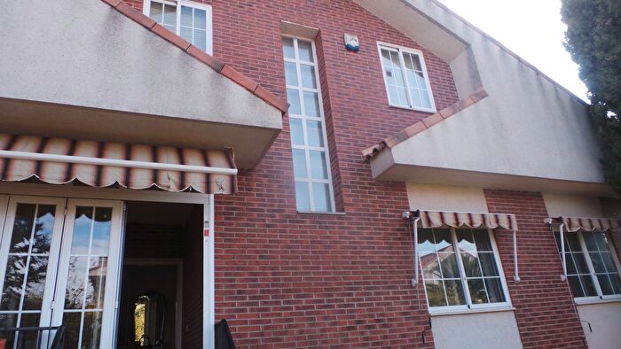 Casa en venta en El Casar, Guadalajara de 5 habitaciones