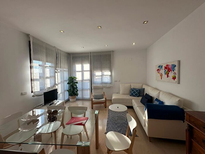 Piso en venta en Sur, Campo de la Verdad Miraflores de 3 habitaciones