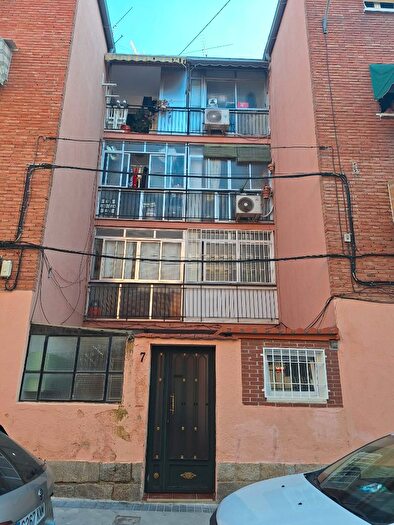 Piso en venta en Carabanchel, San Isidro de 2 habitaciones