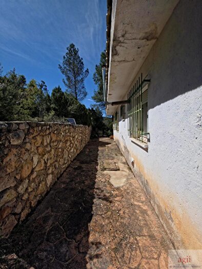 Casas en venta y pisos alquiler - 3