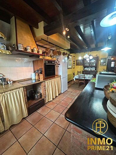 Casas en venta y pisos alquiler - 3