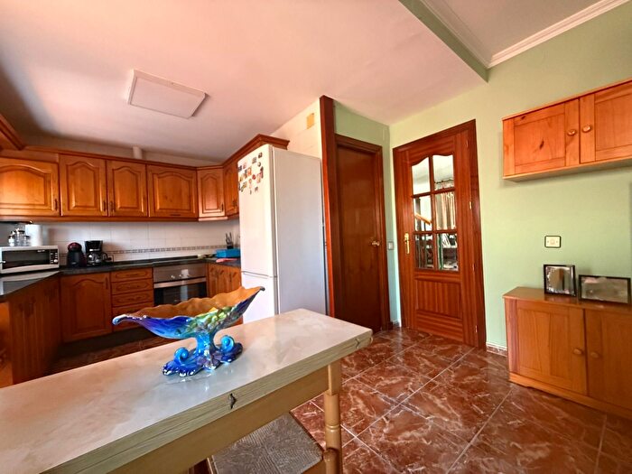 Casas en venta y pisos alquiler - 2