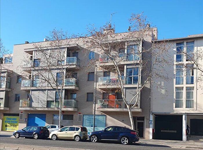 Casas en venta y pisos alquiler - 1