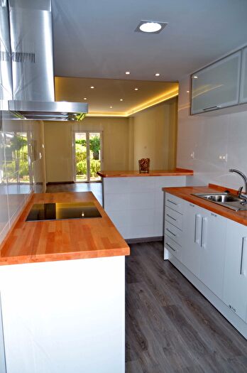 Casas en venta y pisos alquiler - 2