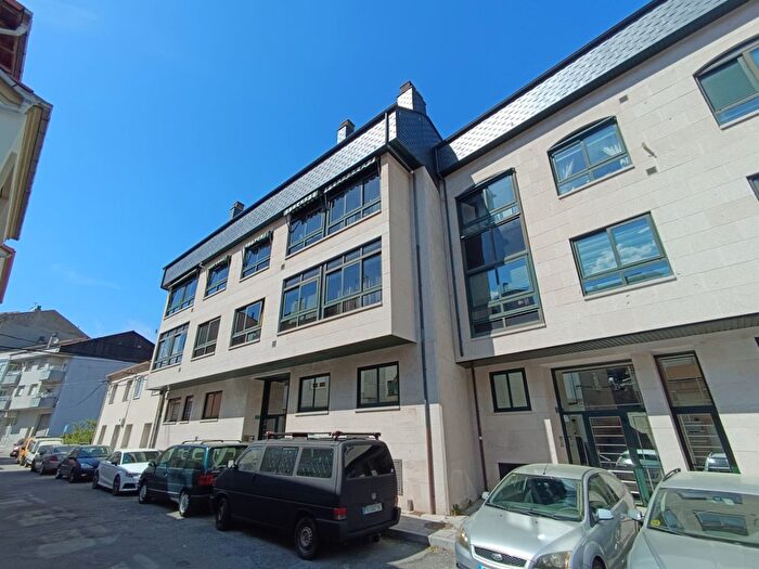 Piso en venta en Universidad, Ourense Capital de 3 habitaciones