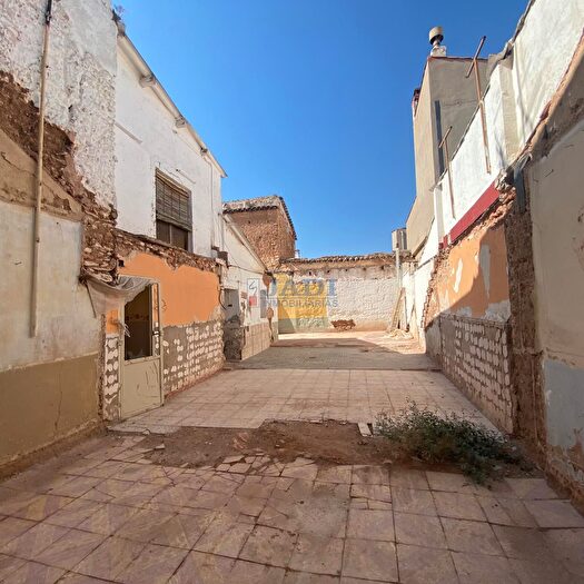 Casas en venta y pisos alquiler - 2