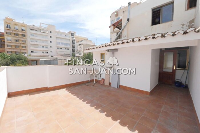 Casas en venta y pisos alquiler - 1