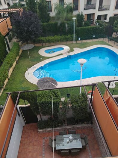 Casa en venta en NorteSierra, El Brillante El Naranjo El Tablero de 5 habitaciones