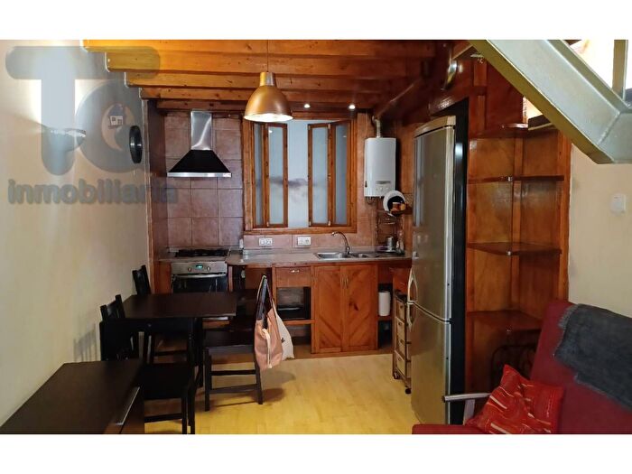 Casas en venta y pisos alquiler - 3