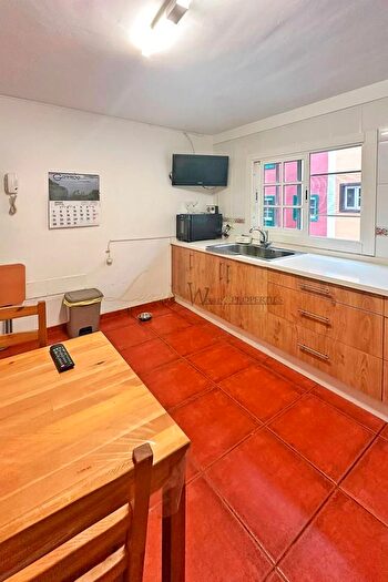 Casas en venta y pisos alquiler - 2