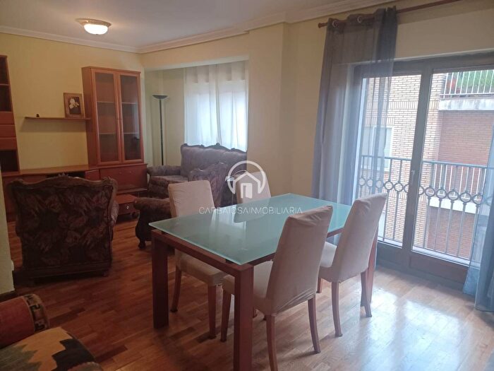 Piso en alquiler en Castilla y León, Salamanca de 2 habitaciones